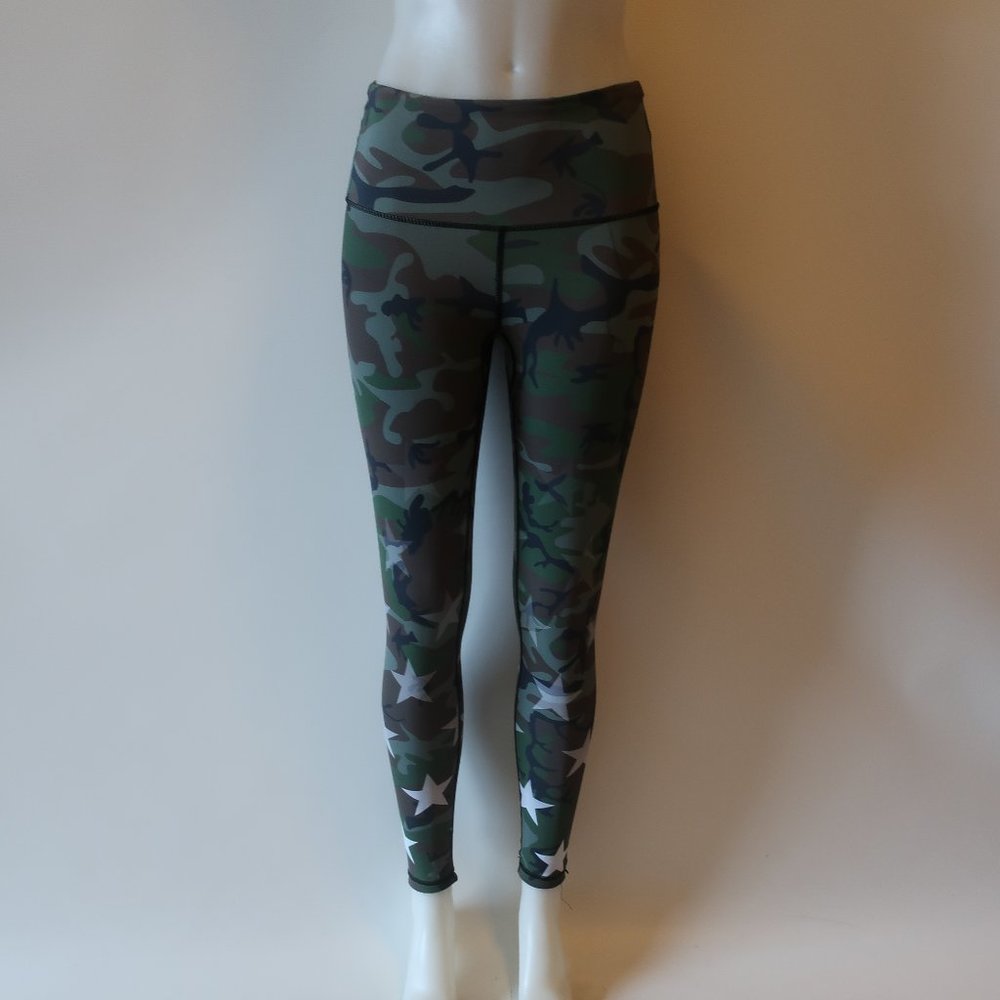CHRLDR GREEN CAMO LEGGINGS S*